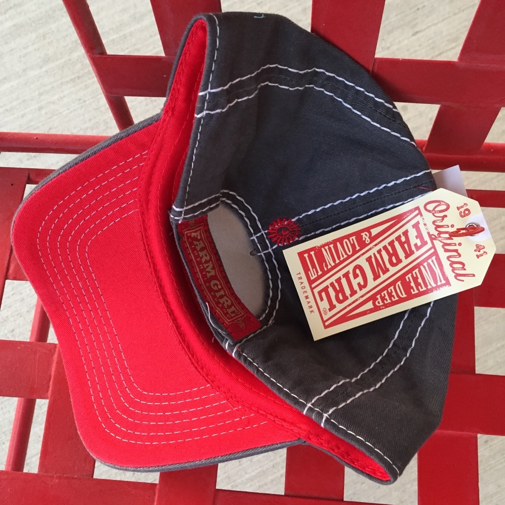 Women’s Farm Girl Cap in Turquoise, Gray & Red - Picture 3 of 3